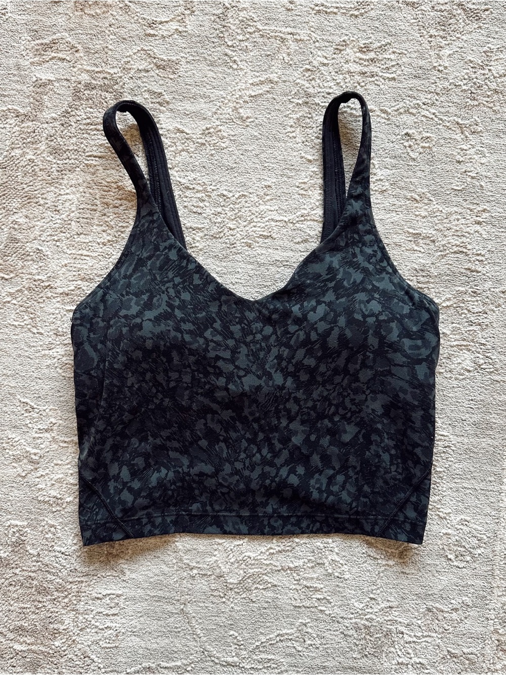 Lululemon Athletic Cropped Align V-Neck Padded Tank Top Camo Black Pattern Sz 6